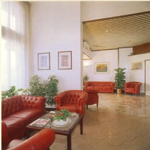 Maximum Hotel - Milan — Foto 1