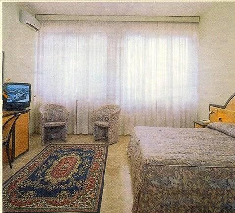 Maximum Hotel - Milan — Foto 2